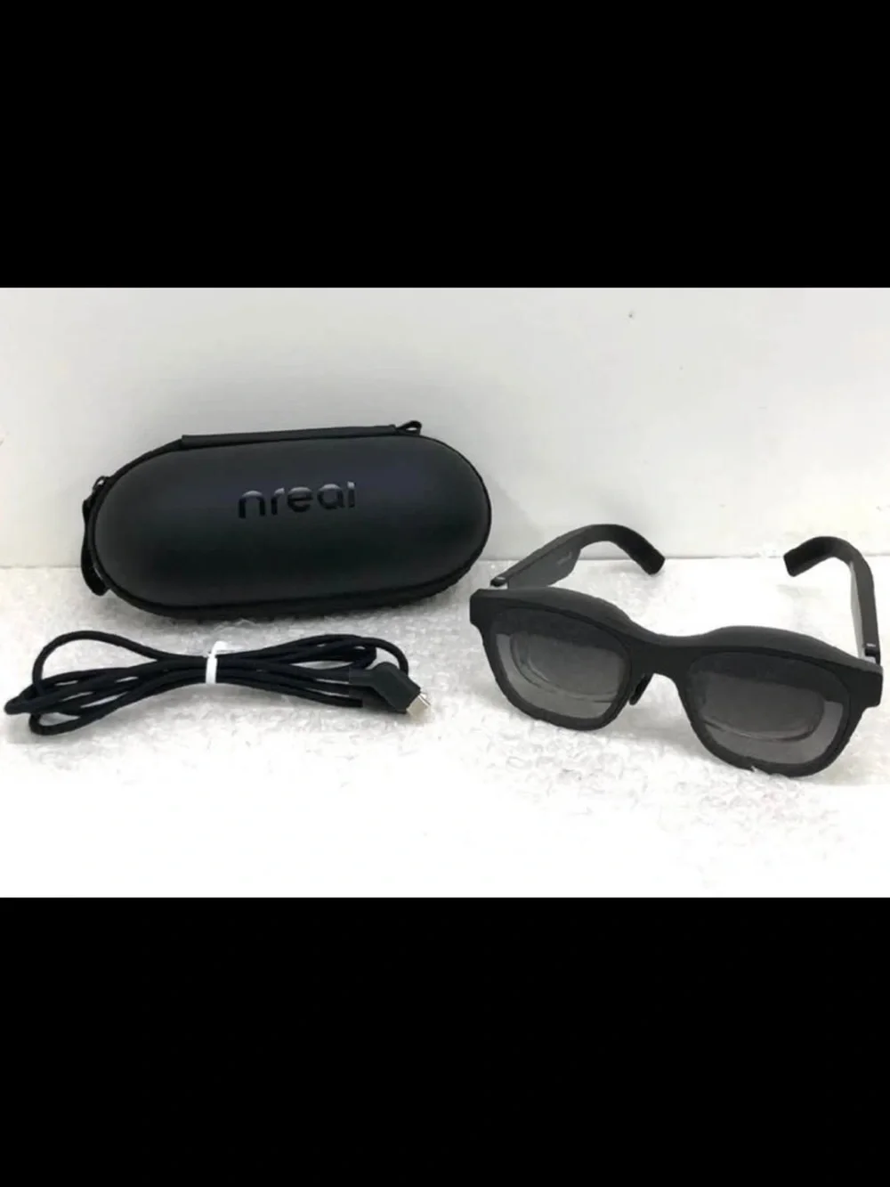 Nreal Air NR-7100RGL AR VR Smart Glasses Black USB-C Micro OLED Display 2022